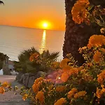 Tina Tropea Costa Dei Monaci Parghelia, Sabbia Fine E Bianca E Mare Cristallino * Mandaradoni