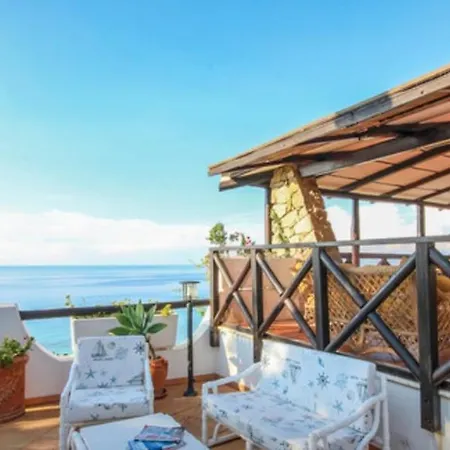 Tina Tropea Costa Dei Monaci Parghelia, Sabbia Fine E Bianca E Mare Cristallino