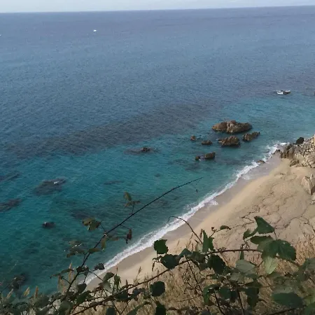 Tina Tropea Costa Dei Monaci Parghelia, Sabbia Fine E Bianca E Mare Cristallino * Mandaradoni